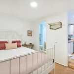 Apartament Idyllic Light-filled Alfama Apt, By Timecooler