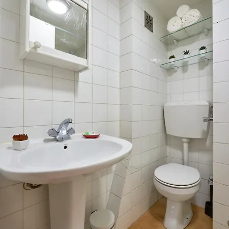 Idyllic Light-filled Alfama Apt, By Timecooler Lägenhet *