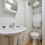 Idyllic Light-filled Alfama Apt, By Timecooler Apartmán *