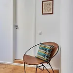 Idyllic Light-filled Alfama Apt, By Timecooler Apartmán