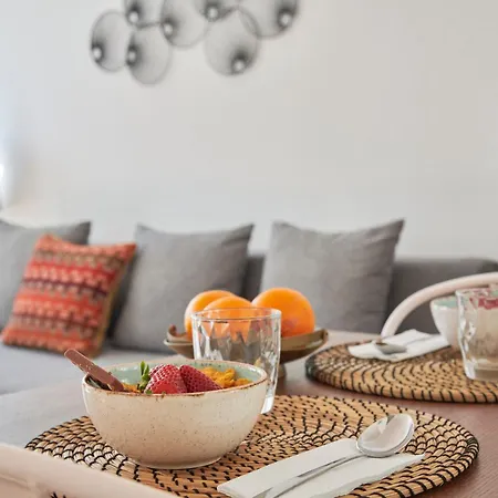 Idyllic Light-filled Alfama Apt, By Timecooler דירה *